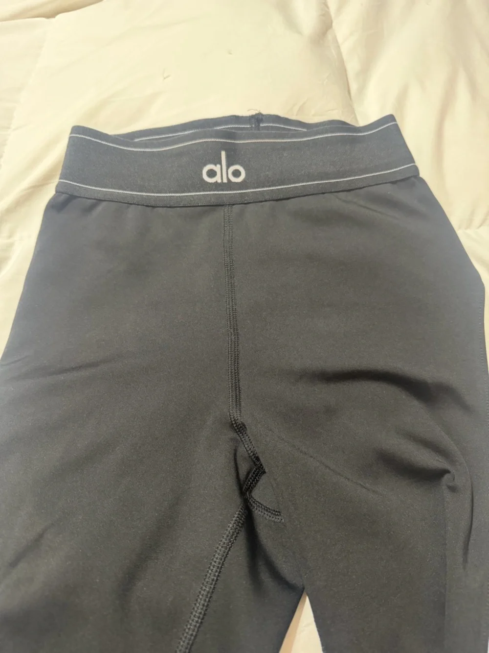 ALO Yoga Black Leggings with Branded Waistband - Picture 1 of 6